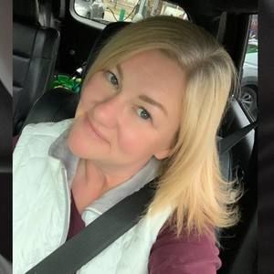 Meet your Posher, Colleen